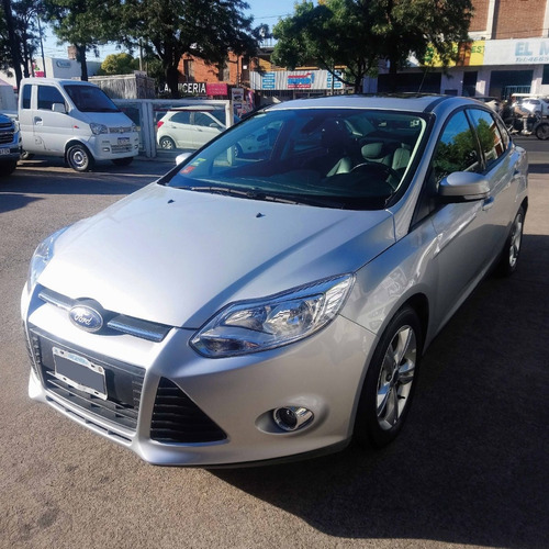 Imagen 1 de 9 de Ford Focus 4p 2.0l N At Se Plus 2015