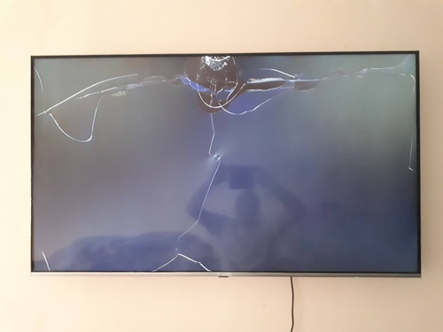 Imagem 1 de 3 de Tv LG Uhd Smart 4k 55 Polegadas Tela Quebrada Cnota Fiscal