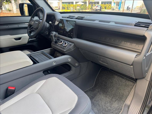 Land Rover Defender 3.0 D300 Turbo Diesel Mhev 110 X-dynamic Hse Awd Automático