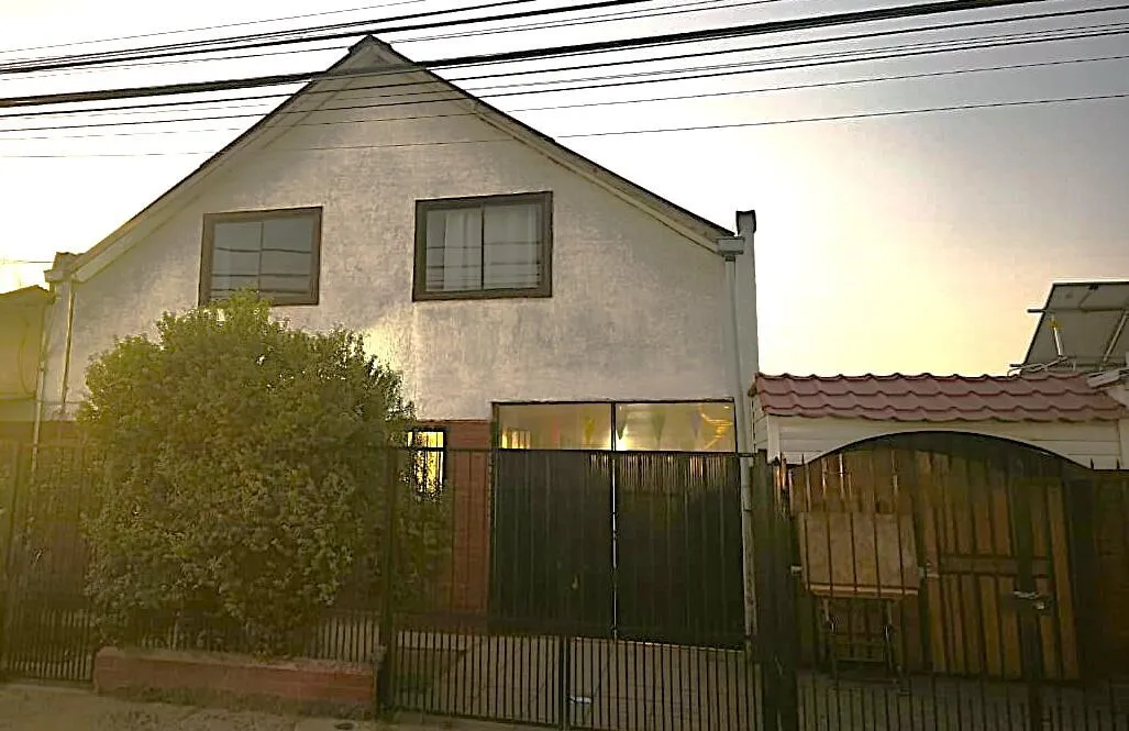 Imagen 3 de 23 de Se Vende Casa 4d 1b Ubicada En Sector De Pente Alto