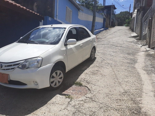 Toyota Etios 2013 1.5 16v Xs 4p