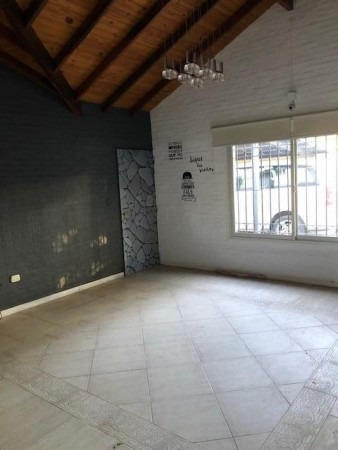 Imagen 8 de 30 de Casa Dos Dormitorios Pergamino