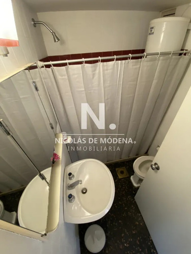 Apartamento De 2 Dormitorios En Edificio Casino Tower , Punta Del Este