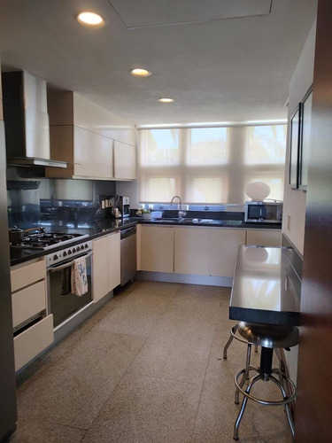 Departamento En Venta En Acapulco Frente A Playa