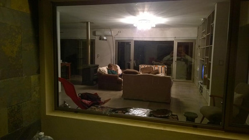 Sensacional Chacra En Viedma, Sobre 10.000m2 De Terreno.