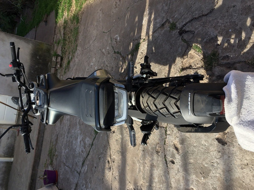 Imagen 7 de 16 de Husqvarna Svartpilen 200