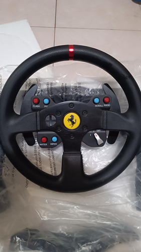 Volante Thrustmaster Ferrari 458 Challenge Edition