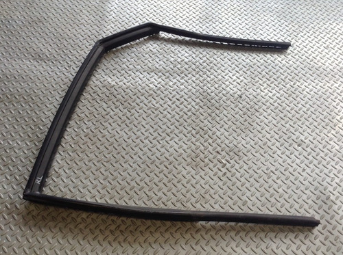 Hule Guía Vidrio Trasero Izquierdo Chevrolet Optra Ls 06-09