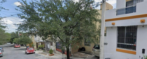 Casa En Remate Bancario En Durazno, General Escobedo, Nuevo León