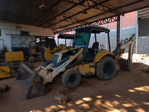 Imagem 2 de 12 de Retroescavadeira New Holland B90 Ano 2006
