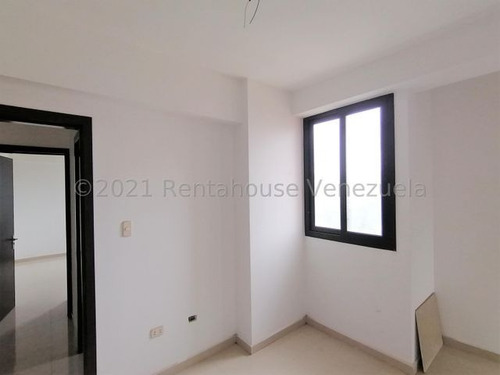 Imagen 14 de 30 de Apartamentos En Venta En Av. Rotaria Barquisimeto , Lara 22-8096 Romer Gonzalez Asesor Inmobiliario Renta House