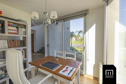 Casa En Venta En Terralagos