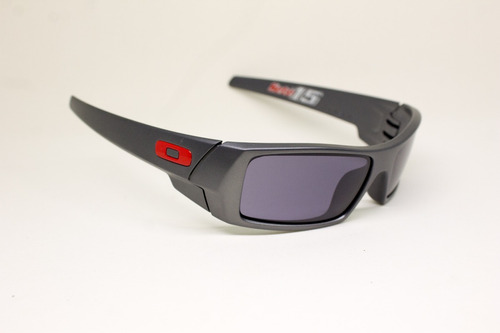 oakley ducati gascan