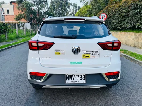 MG Zs 1.5 Plus Mt