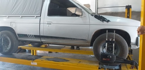 Nissan D21 Pickup 2.7d