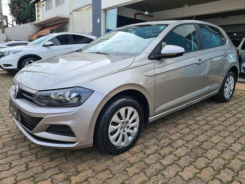 Volkswagen Polo 1.0 MCA (IPVA 2024 PAGO)