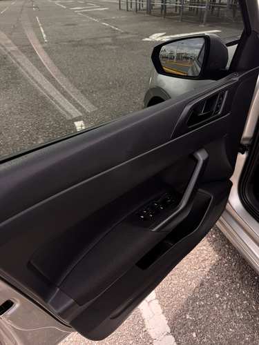Volkswagen Polo 1.6 Msi Trendline