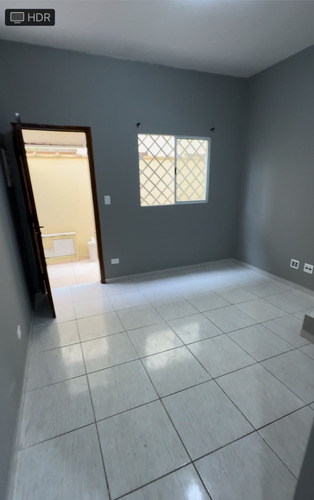 Oportunidade Casa Com 2 Quartos E Garagem Em Condomínio Fechado