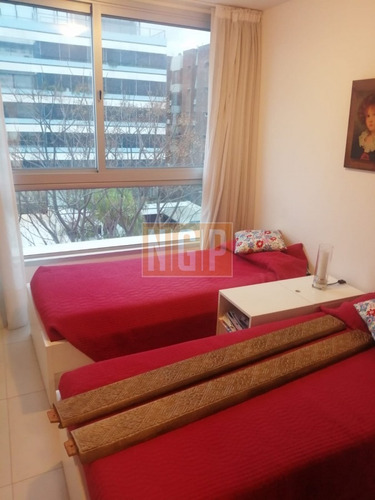 Imagen 6 de 11 de Apartamento En Venta Y Venta, Peninsula, Punta Del Este, 2 Dormitorios.