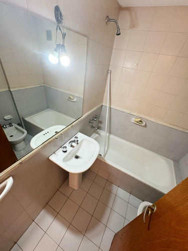 Departamento Con Cochera Propia A La Venta !