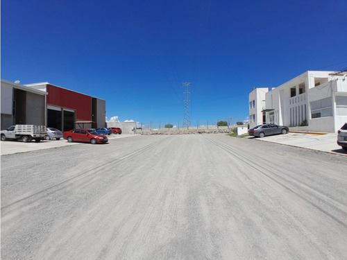 Bodega En Preventa De 1500m2 En Querétaro, Corregidora.