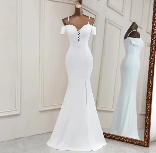 Vestido de best sale noiva justo simples