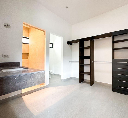 Casa En Venta Los Cristales Monterrey Nl
