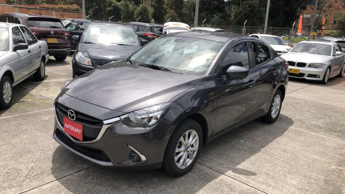 Mazda 2 Touring Sedan Sec 1,5