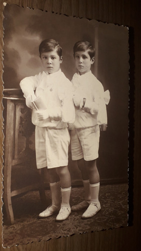 Antigua Foto 2 Niños Primera Comunion (Usado)