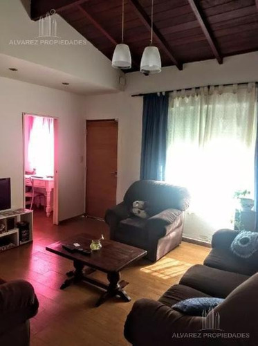 Imagen 2 de 20 de Casa - Castelar