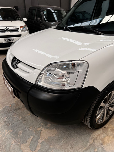 Peugeot Partner 1.6 Hdi Confort 5as