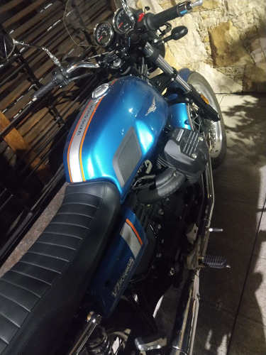 Moto Guzzi V7 Special 3