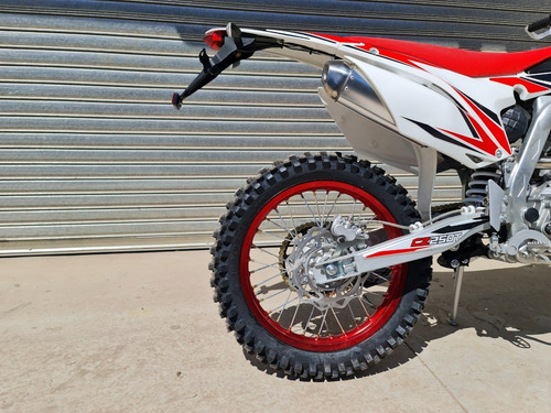 Imagen 3 de 10 de Rvm Cz 250 T