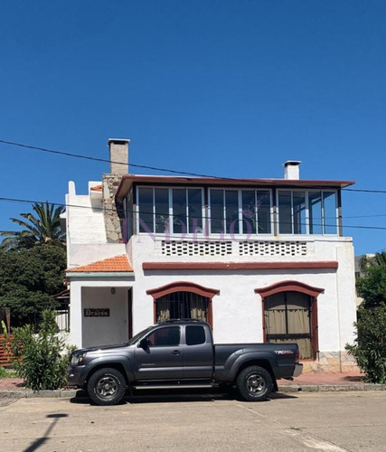 Hermosa Casa En La Tranquilidad De La Peninsula!