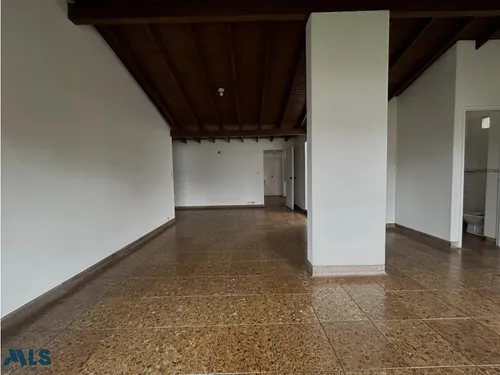 Casa En 2do Piso Con Espacios Amplios(mls#252985)