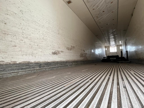 Semirremolque Térmico 14.70 Metros - Marca Bonano (2015)