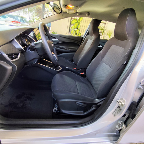 Chevrolet Onix ONIX SEDAN PLUS LT 1.0 12V FLEX 4P MEC.