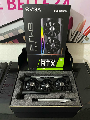 Tarjeta Grafica Rtx 3070 Ti 8gb 10/10.