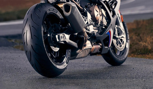 Pneu Yzf 600r Cb 500f 160/60r17 Zr 69w Tl M9 Metzeler