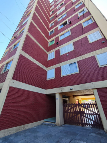 Venta Departamento En Santa Teresita, Monoambiente En Planta Baja, Calle 34 Nro. 373, La Costa.
