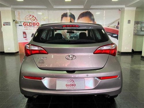 Imagem 13 de 14 de Hyundai Hb20 1.0 Comfort 2017