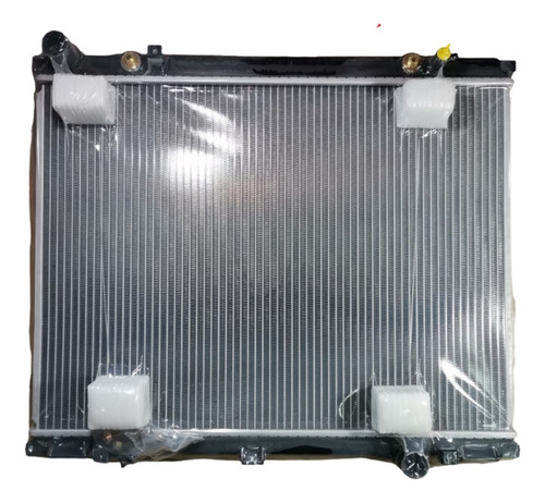 Radiador Para Kia Sorento 2000-2002 Detoti