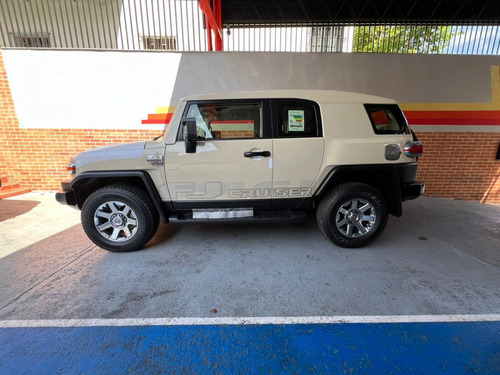 Toyota Fj Cruiser
