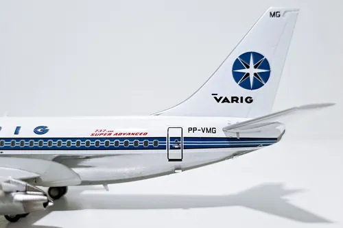 中古】INFLIGHT 1/200 ボーイング 737-700 VARIG BRASIL[10