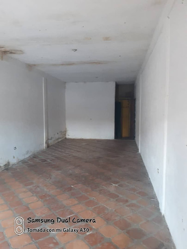 Imagen 2 de 5 de Local Comercial En Venta En El Mercado Periferico