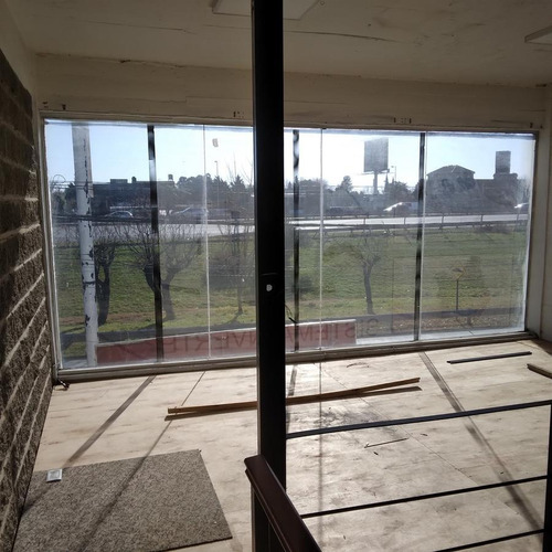 Imagen 4 de 30 de Local - Castelar