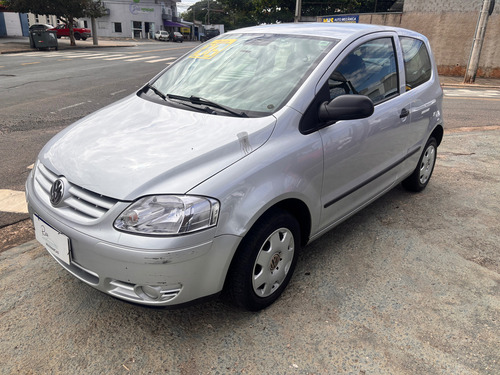 Volkswagen Fox 1.0 Plus Total Flex 3p