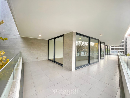 Departamento En Venta De 4 Dorm. En Lo Barnechea