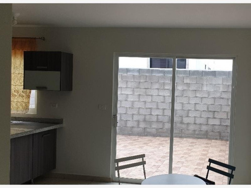 Imagen 7 de 12 de Casa Sola En Renta Residencial El Refugio