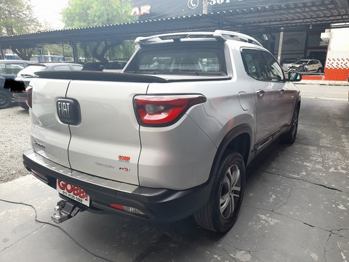 Fiat / Toro 2.0 16v Volcano 4wd 2017 Prata